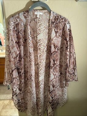 Maurices Snake-Print Kimono Cardigan in Taupe, Brown & Cream with gold accent